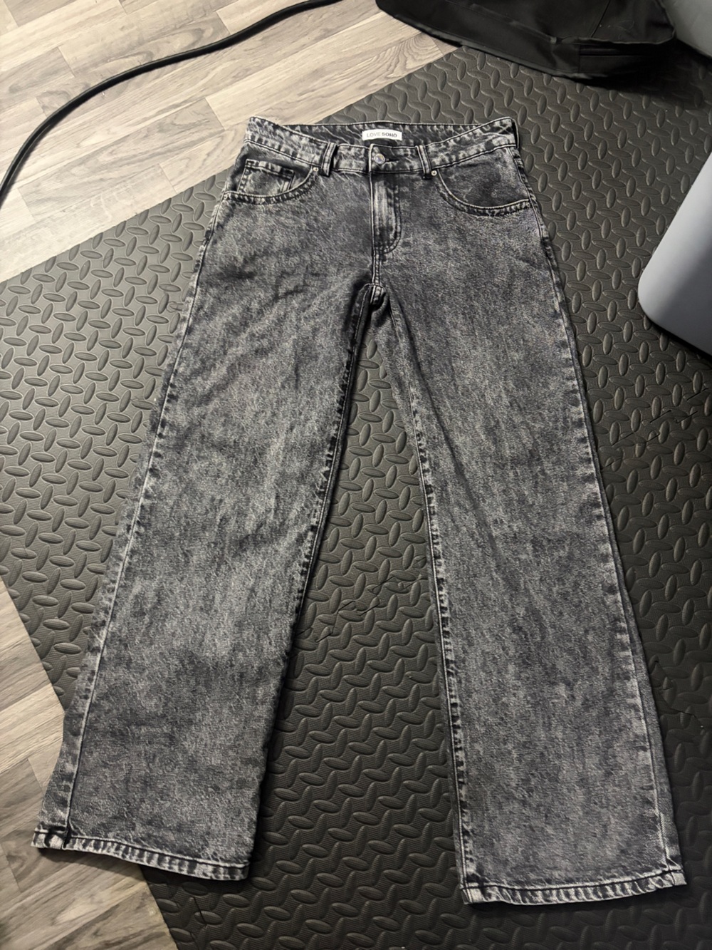 Love Black Gray Acid-Wash Skinny Jeans
